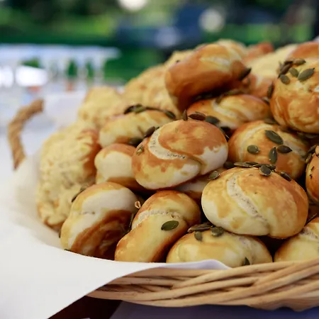 Landgasthof Baeren Мини-отель Кирхцартен