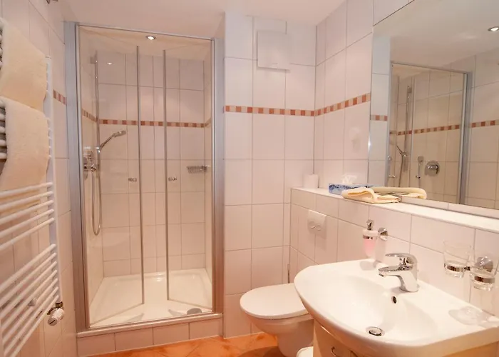 بيت ريفي Landgasthof Baeren 5*