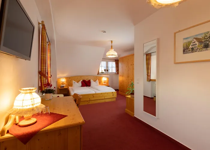 Landgasthof Baeren بيت ريفي 5*