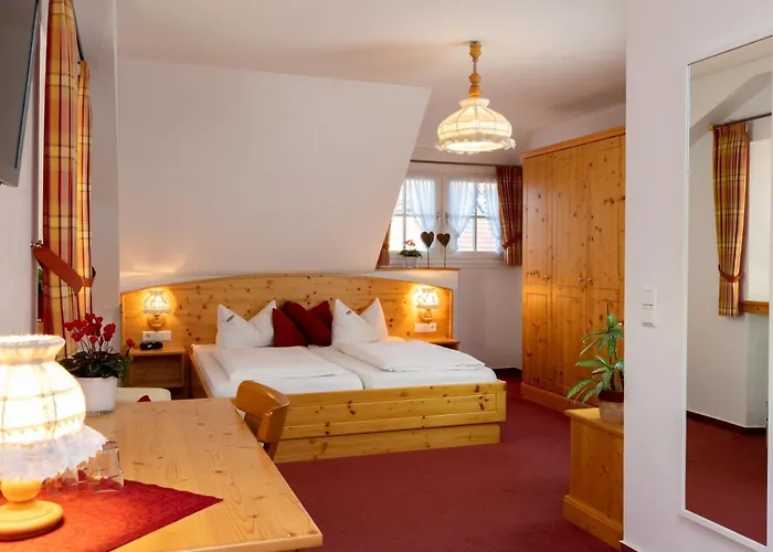 Landgasthof Baeren 5* كيشتزارتن